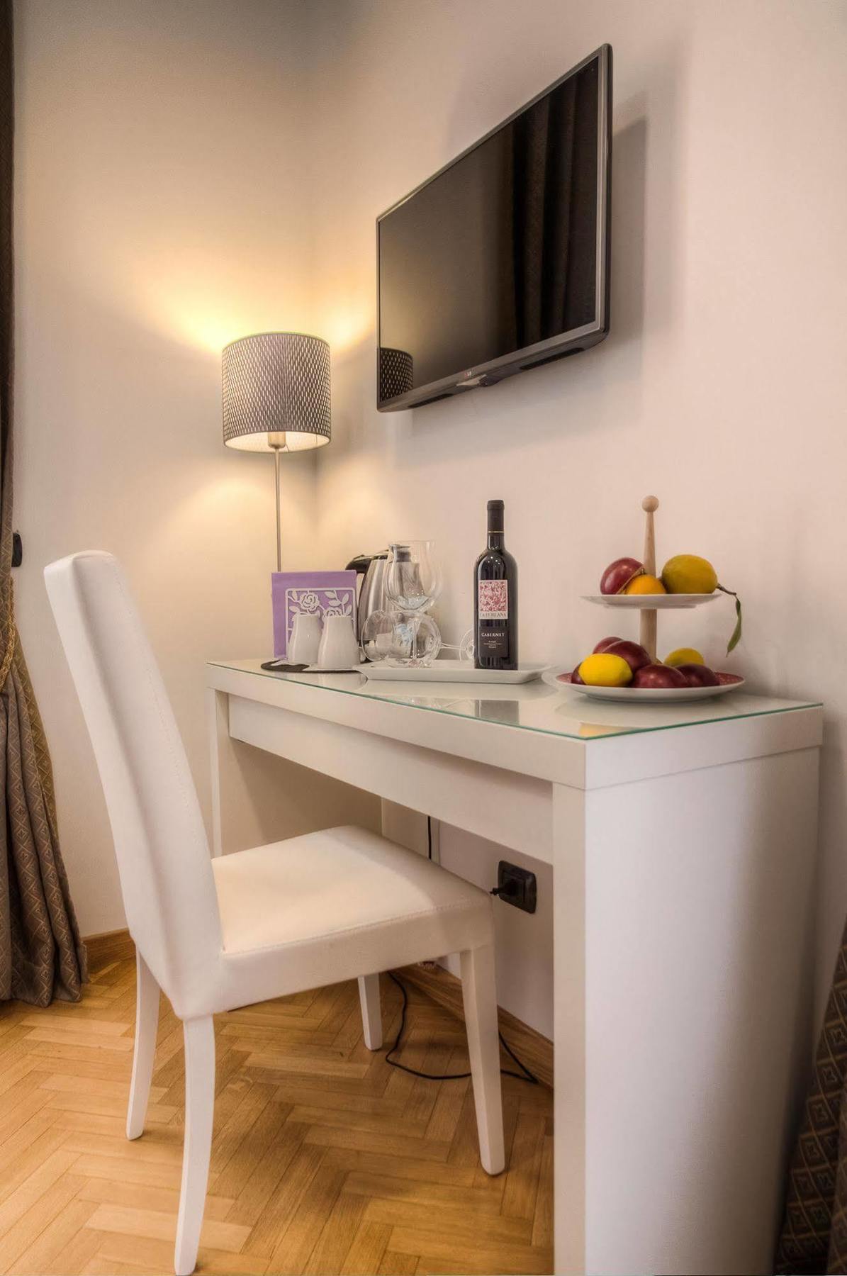 Relais Calamatta Bed and Breakfast Roma Esterno foto